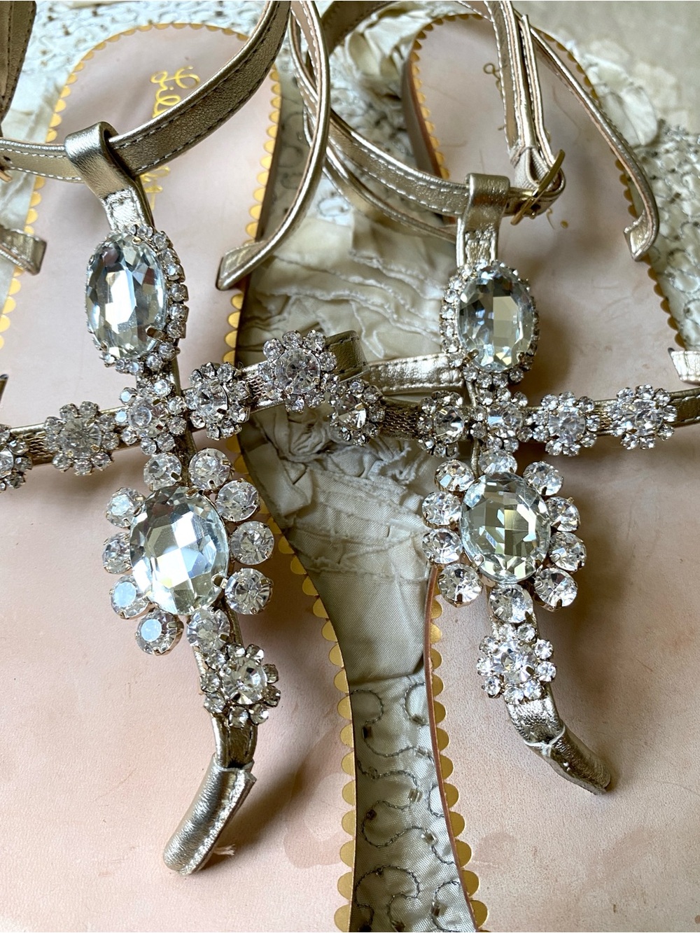 Lilly Pulitzer Katie Embellished Sandals Rhinestone Gold Metallic Sz 9 - Picture 13 of 16